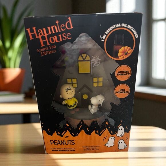 NEW Peanuts Halloween Haunted House Aroma Fan Diffuser - Picture 1 of 6